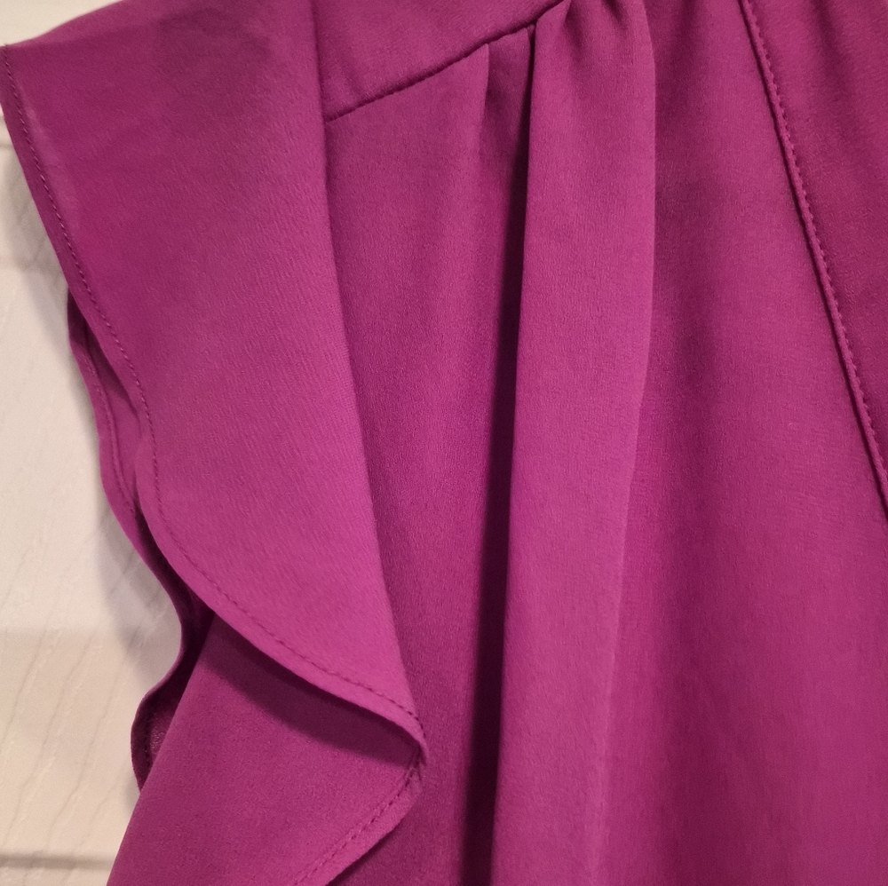 Pink blouse - Picture 3 of 4
